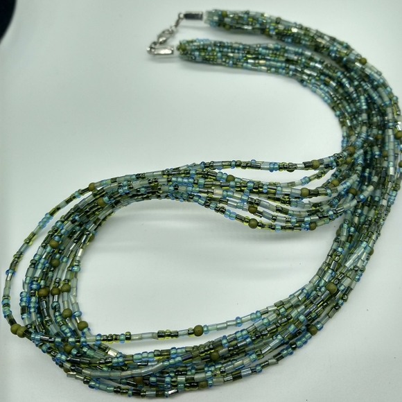 Green & Blue Multi 10 Strand Seed Bead 9" Costume Necklace - Picture 4 of 8